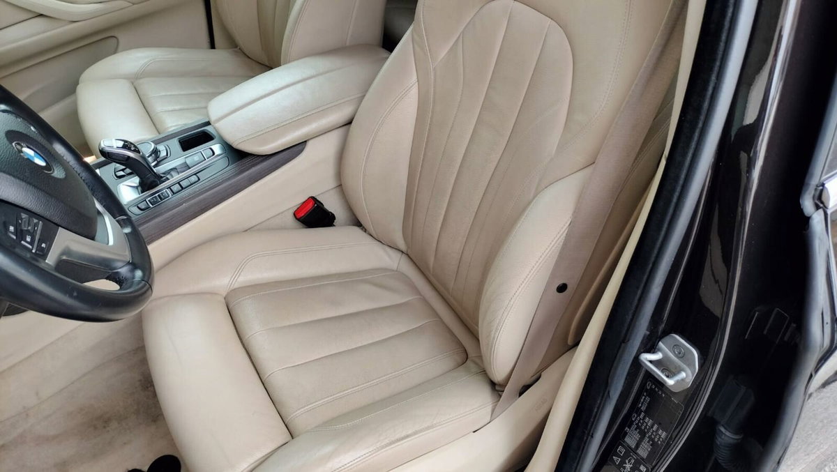 BMW X5 xDrive30d 258CV Business (4)