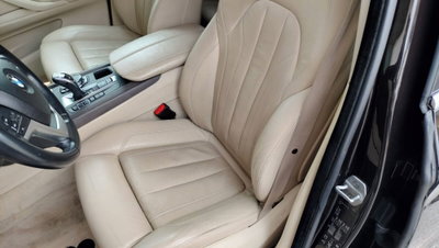 BMW X5 xDrive30d 258CV Business (4)