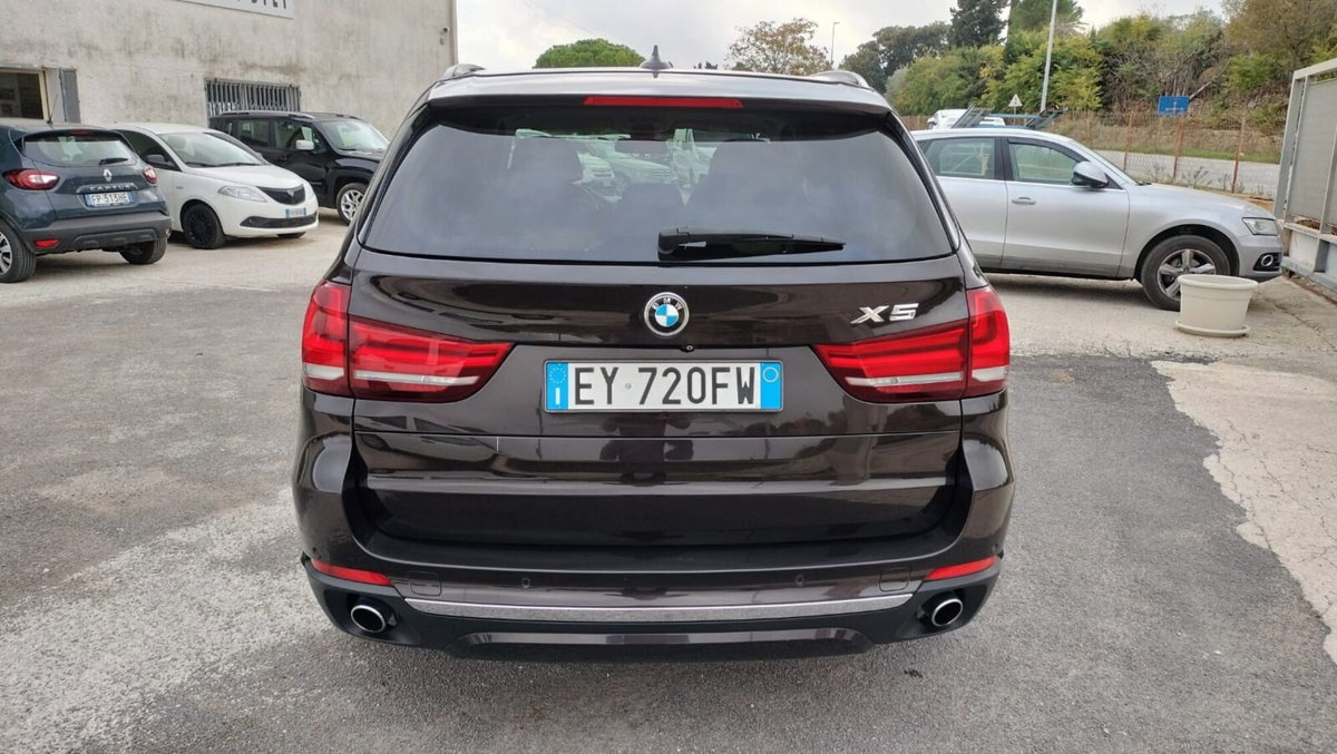 BMW X5 xDrive30d 258CV Business (8)