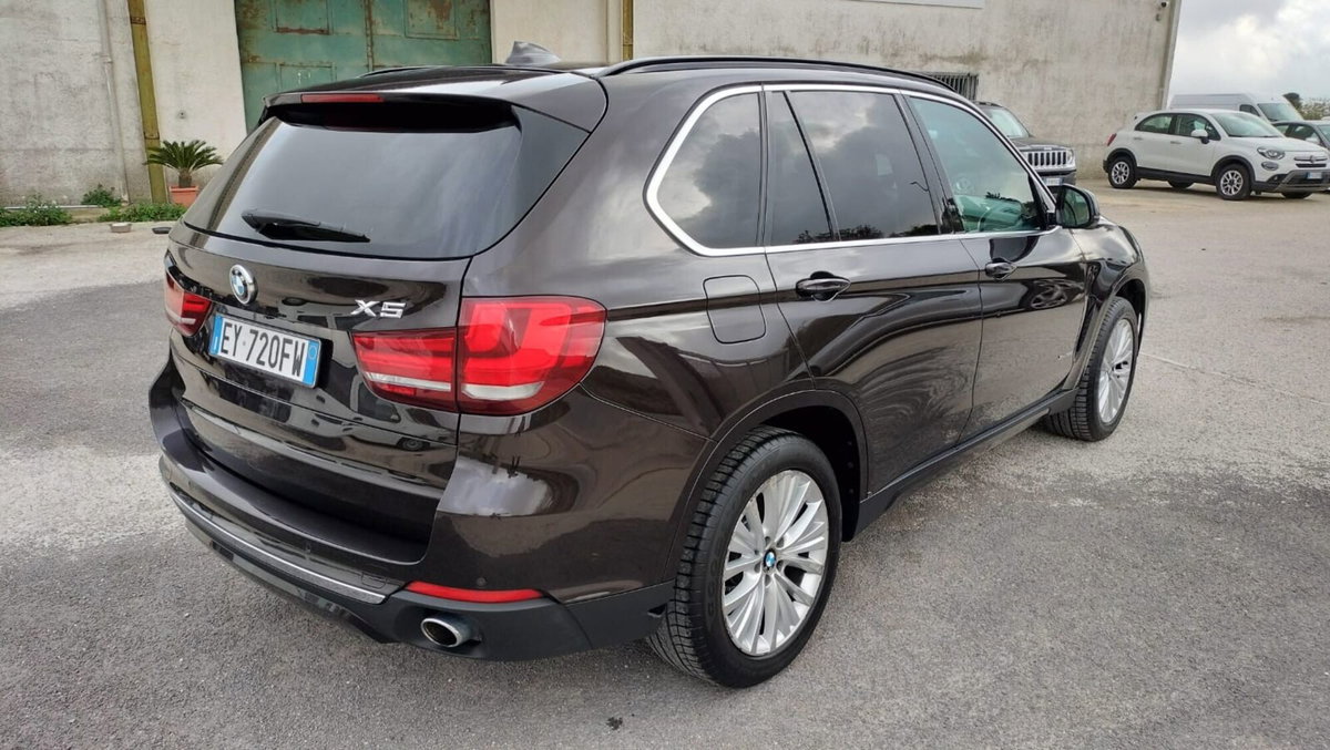 BMW X5 xDrive30d 258CV Business (9)