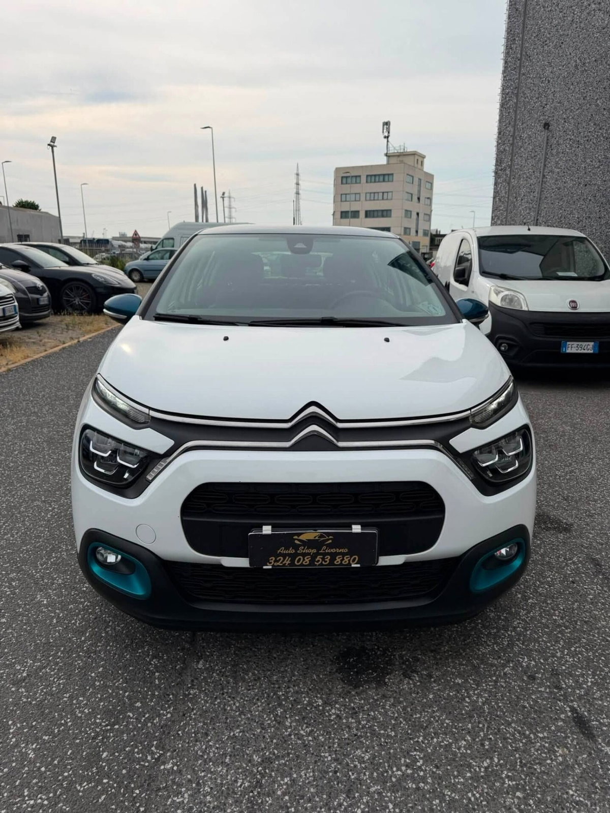 Citroen C3 BlueHDi 100 S&S Shine Pack (18)