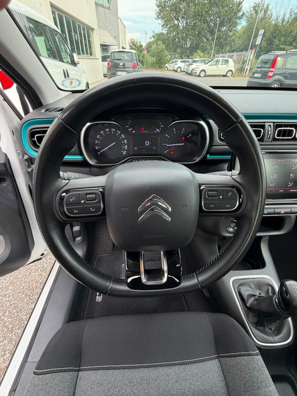 Citroen C3 BlueHDi 100 S&S Shine Pack (5)