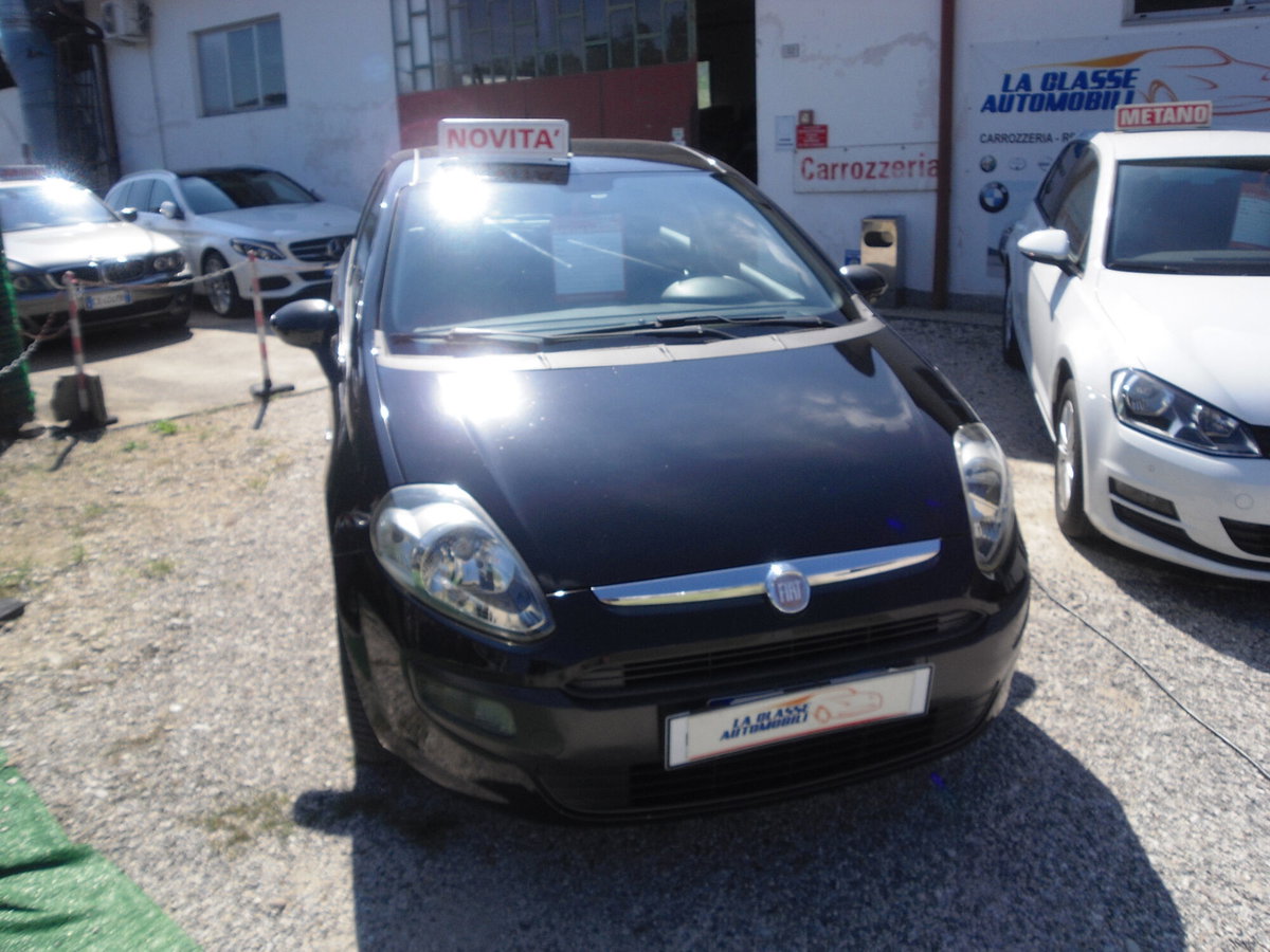 Fiat Punto Evo 1.3 Mjt 95 CV DPF 5 porte S&S Dualogic Emotion (2)