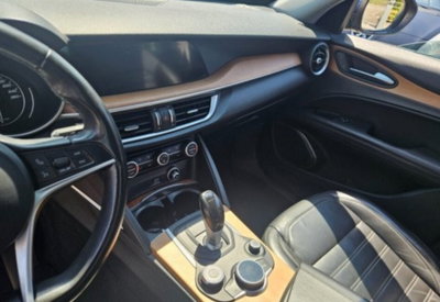 Alfa Romeo Stelvio Stelvio 2.2 Turbodiesel 180 CV AT8 RWD Super (11)