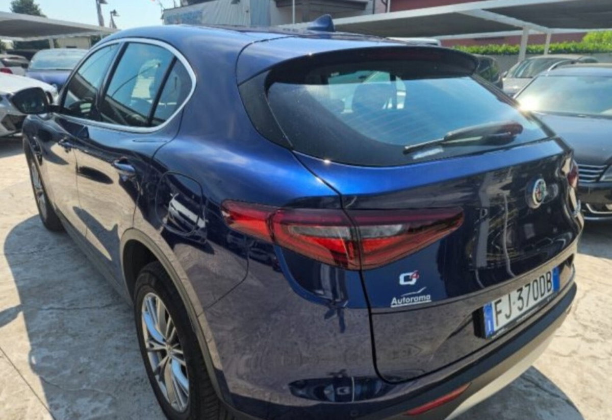 Alfa Romeo Stelvio Stelvio 2.2 Turbodiesel 180 CV AT8 RWD Super (4)