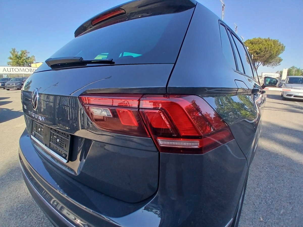 Volkswagen Tiguan 2.0 TDI 150 CV SCR DSG 4MOTION Life (14)
