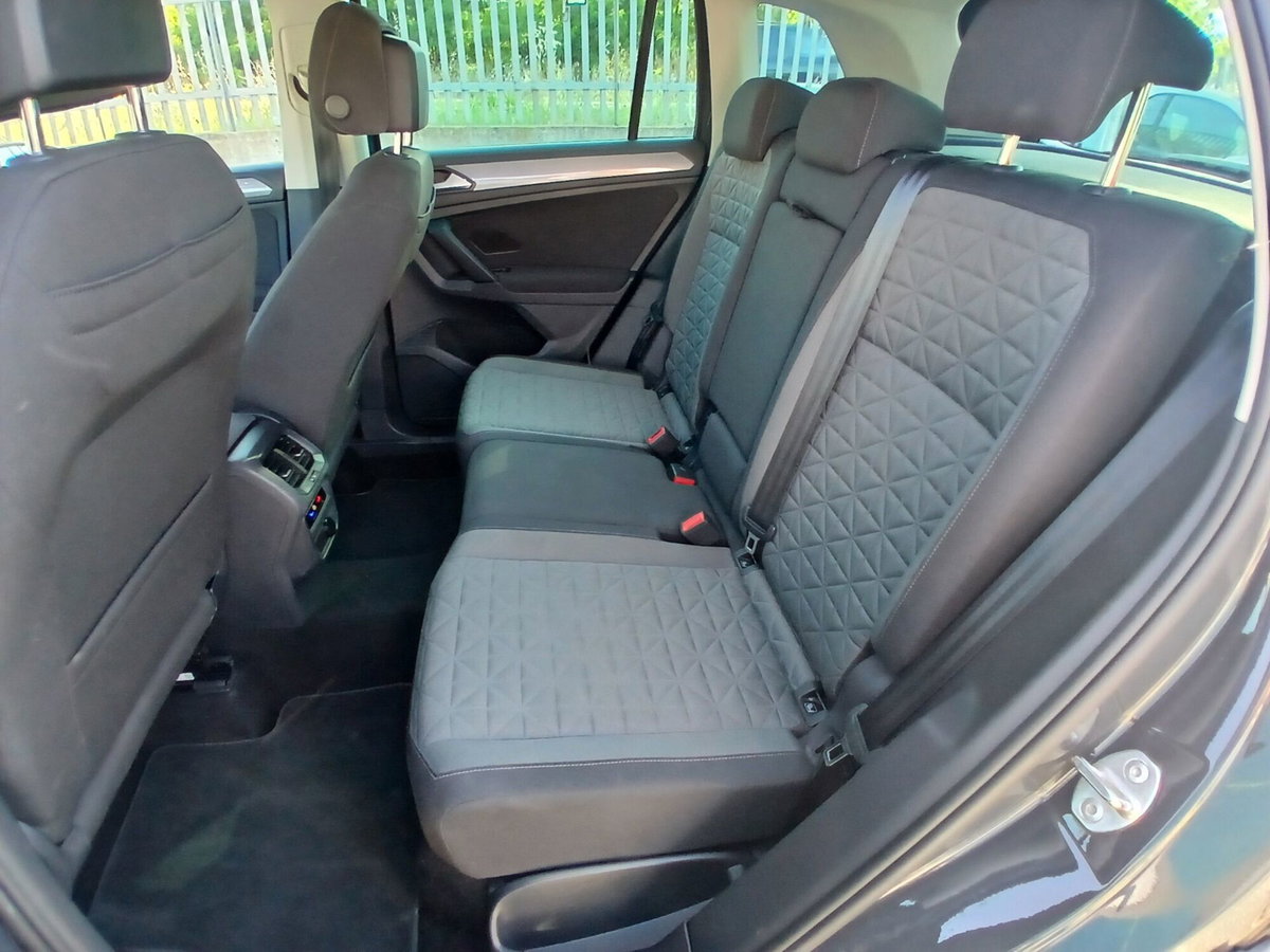 Volkswagen Tiguan 2.0 TDI 150 CV SCR DSG 4MOTION Life (17)