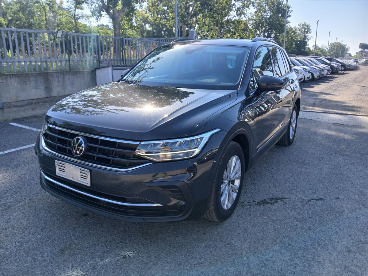 Volkswagen Tiguan 2.0 TDI 150 CV SCR DSG 4MOTION Life (2)