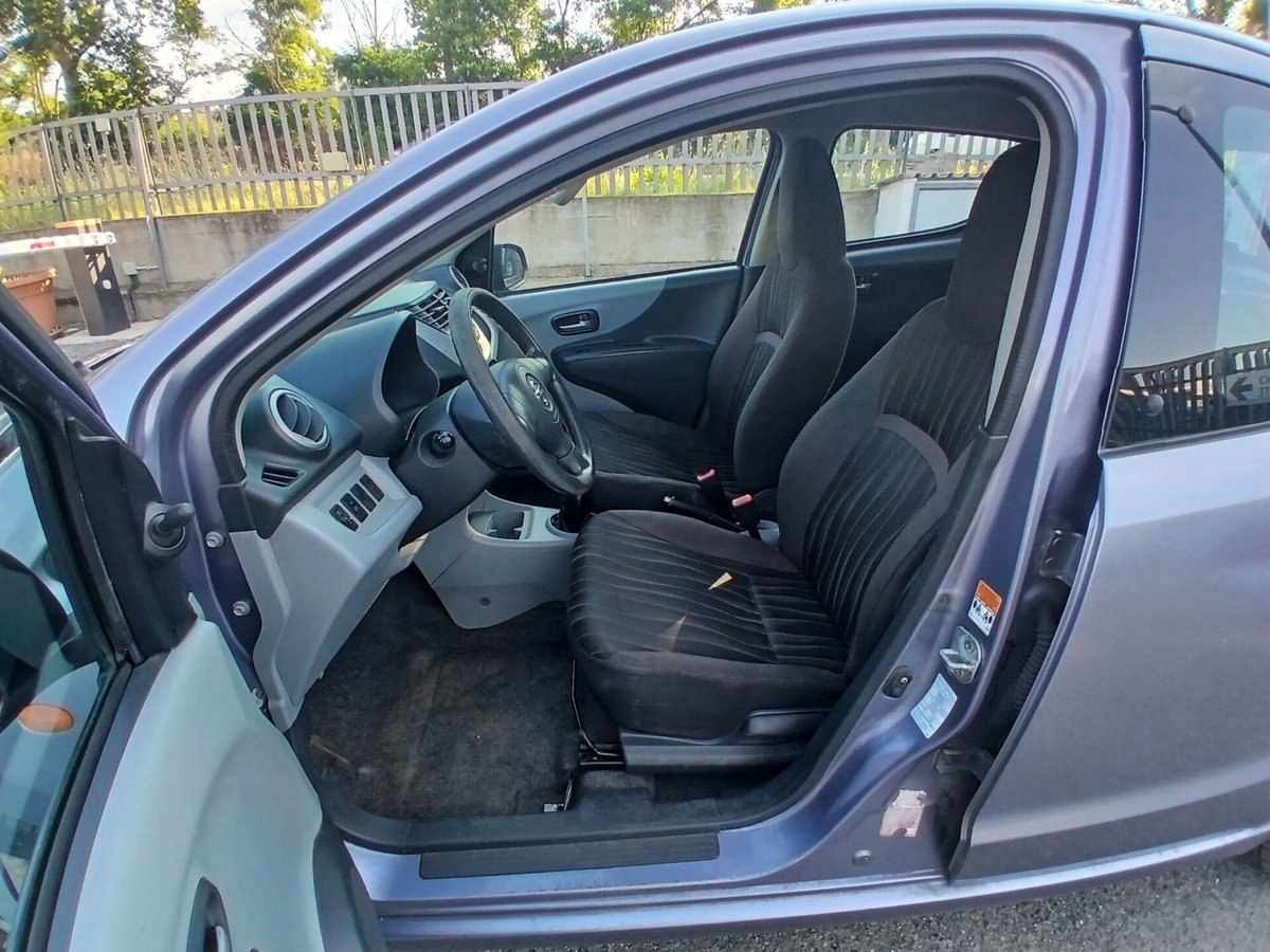 Nissan Pixo 1.0 5 porte Easy (9)