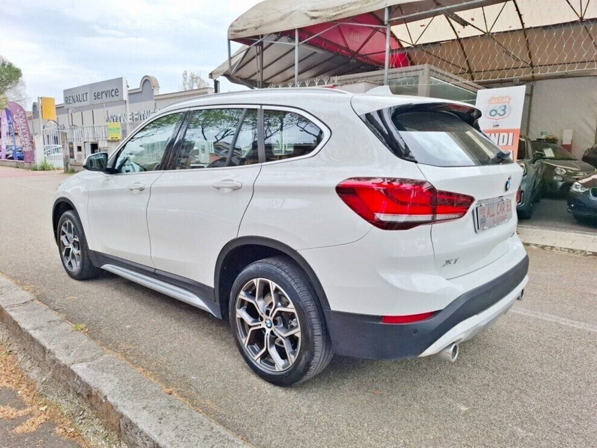 BMW X1 sDrive 18d xLine (6)