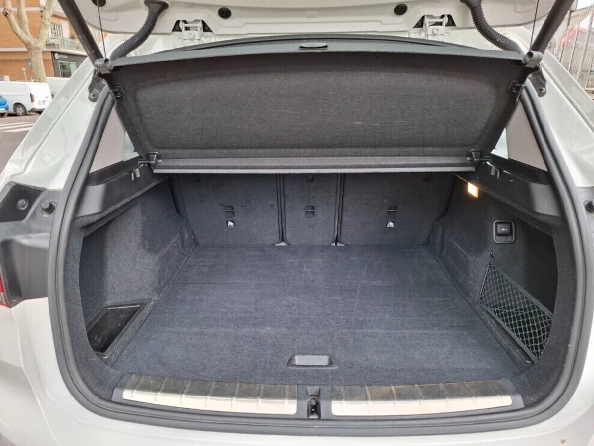 BMW X1 sDrive 18d xLine (7)