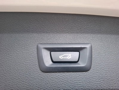 BMW X1 sDrive 18d xLine (8)