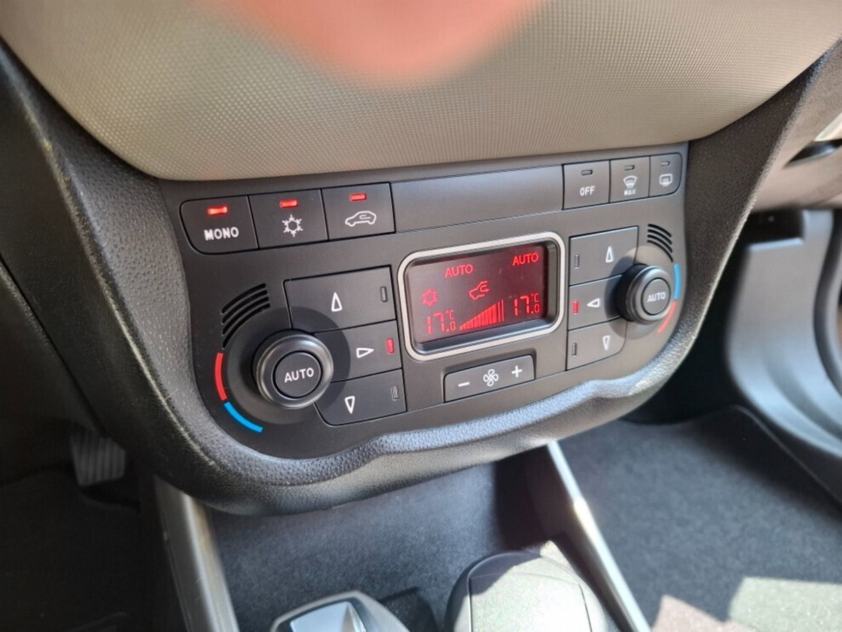 Alfa Romeo MiTo 0.9 T 105 CV TwinAir S&S (14)