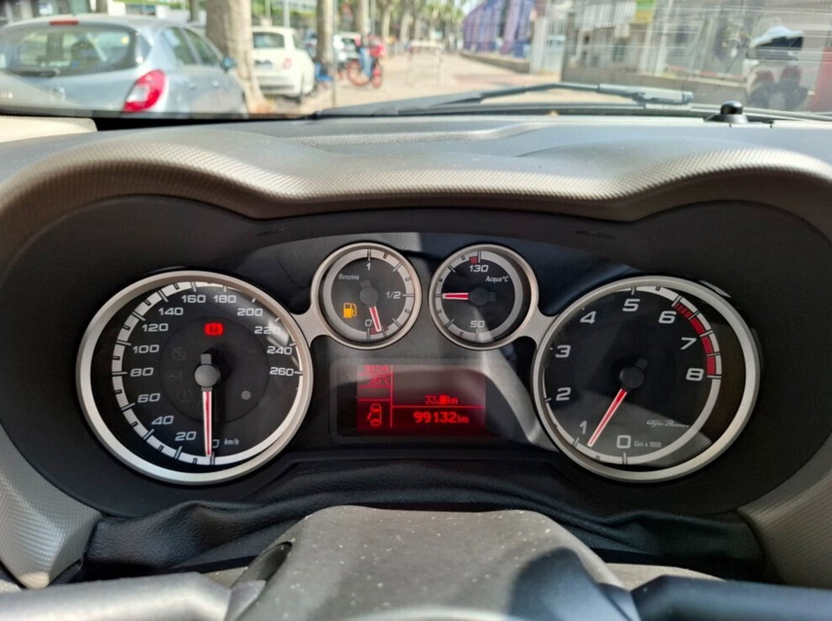 Alfa Romeo MiTo 0.9 T 105 CV TwinAir S&S (17)