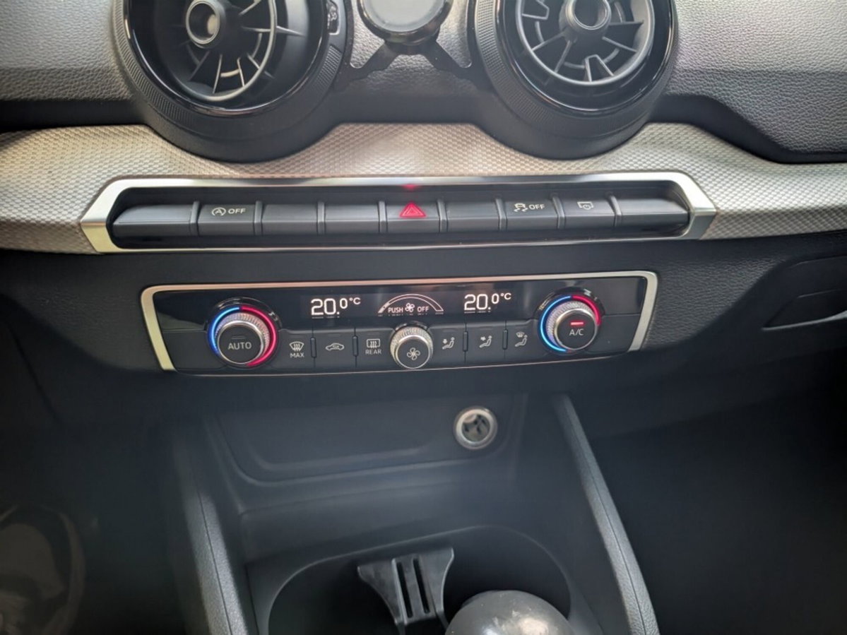 Audi Q2 Q2 35 TDI (13)