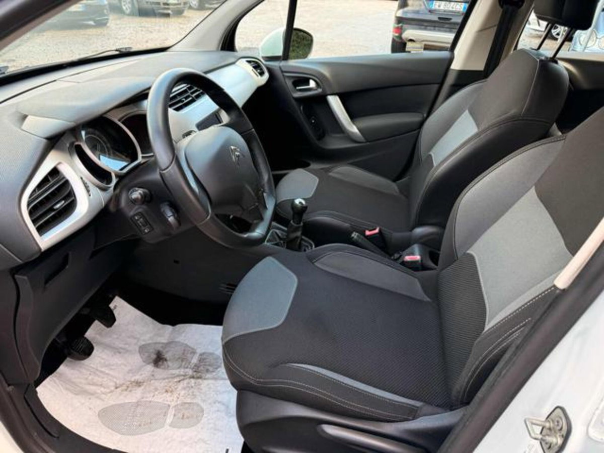 Citroen C3 1.1 Seduction Limited (8)