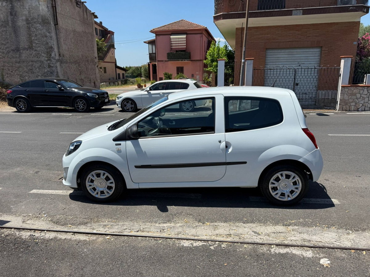Renault Twingo 1.2 16V LEV Live (12)