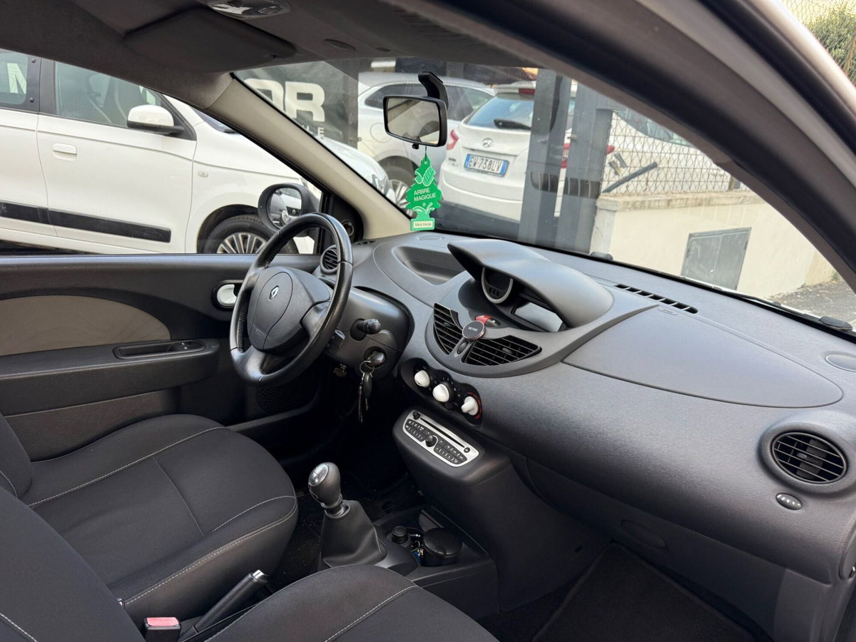 Renault Twingo 1.2 16V LEV Live (5)