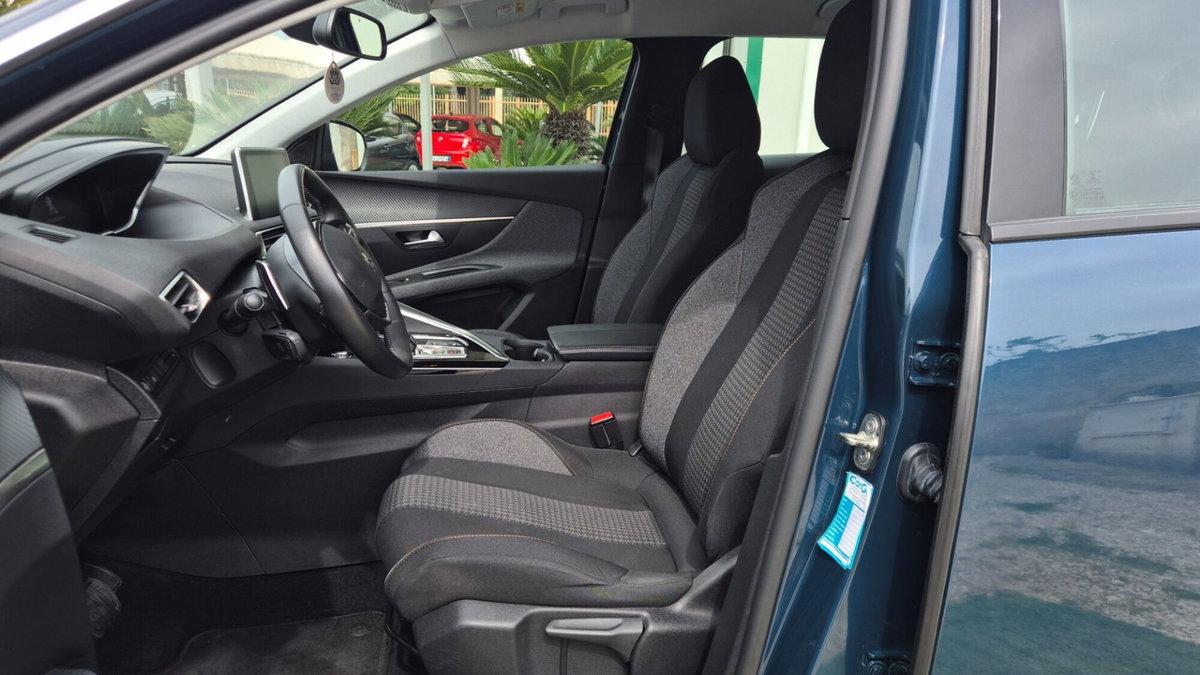 Peugeot 3008 BlueHDi 130 S&S EAT8 Active Pack (12)