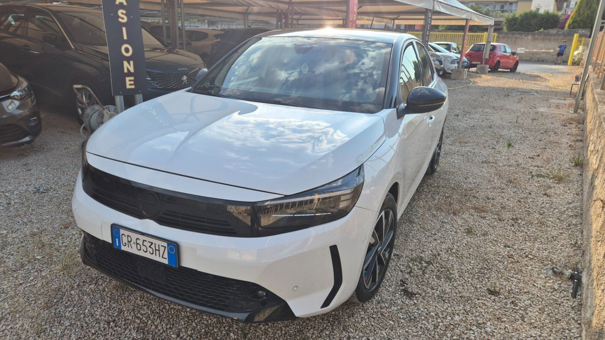 Opel Corsa 1.2 Design & Tech (2)