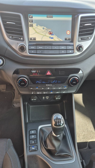 Hyundai Tucson 1.7 CRDi XPossible (12)