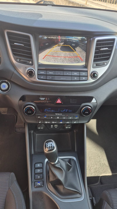 Hyundai Tucson 1.7 CRDi XPossible (14)