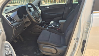 Hyundai Tucson 1.7 CRDi XPossible (7)