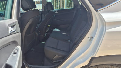 Hyundai Tucson 1.7 CRDi XPossible (8)
