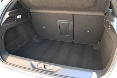 Peugeot 308 BlueHDi 130 S&S EAT8 Allure Pack (16)