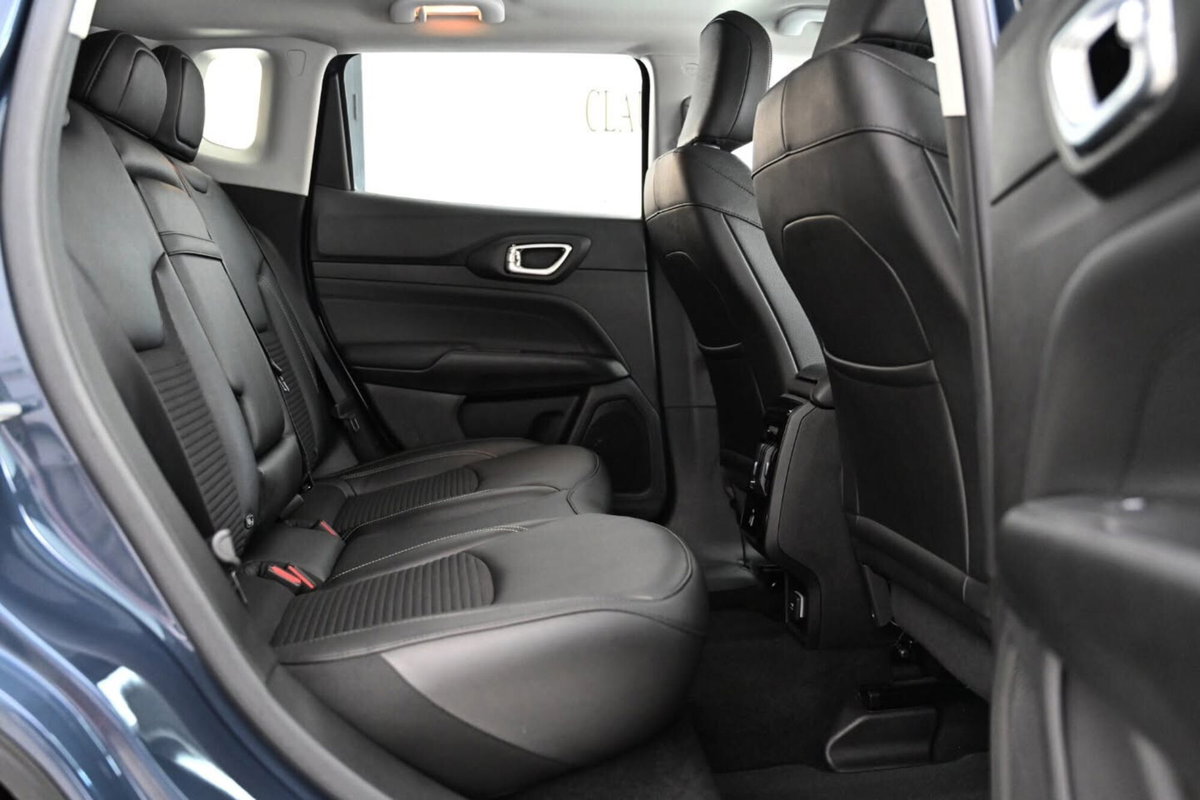 Jeep Compass 1.6 Multijet II 2WD Limited (11)