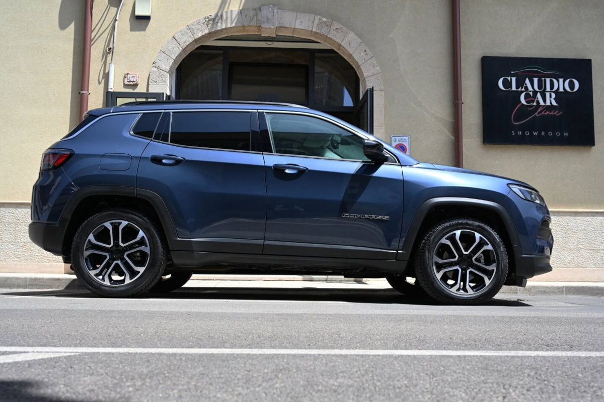 Jeep Compass 1.6 Multijet II 2WD Limited (8)