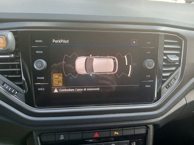 Volkswagen T-Roc 1.6 TDI SCR Business BlueMotion Technology (11)