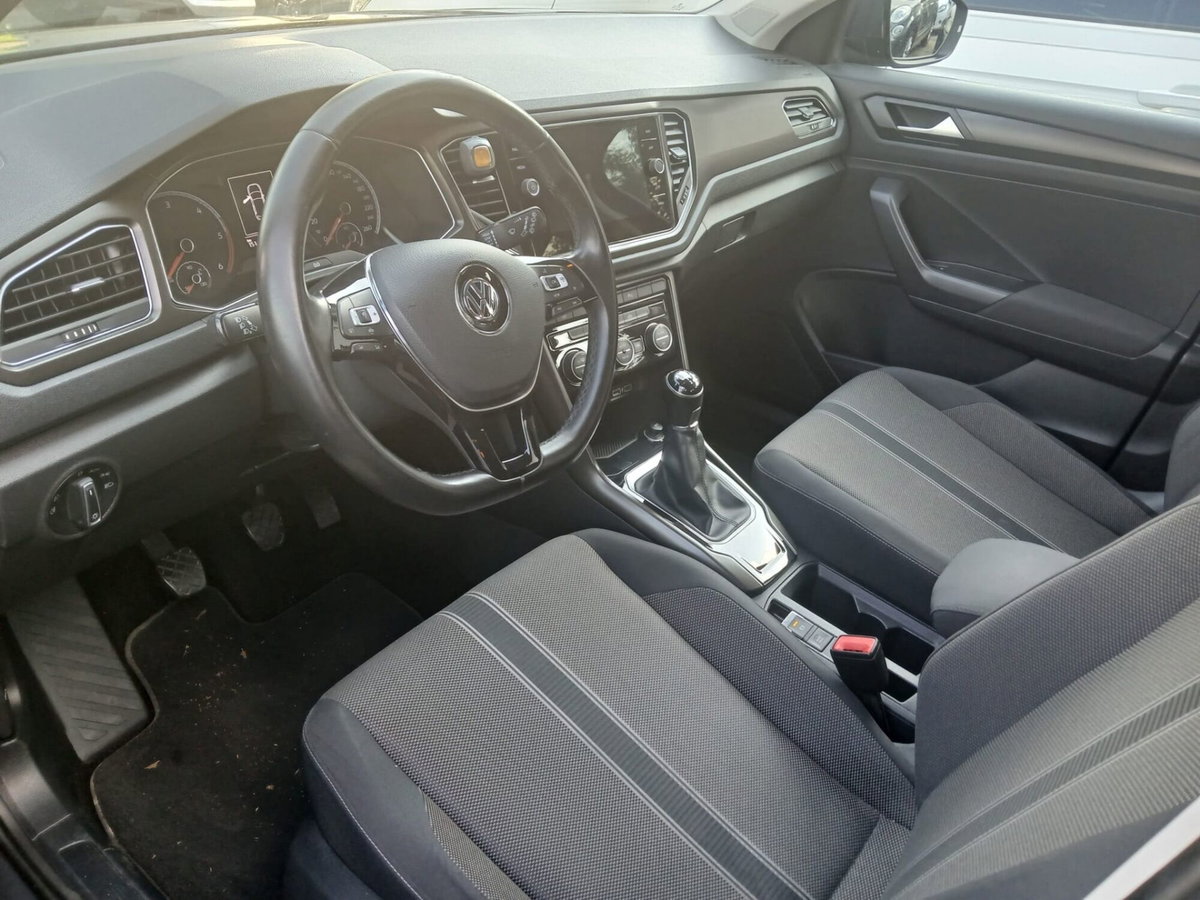 Volkswagen T-Roc 1.6 TDI SCR Business BlueMotion Technology (5)