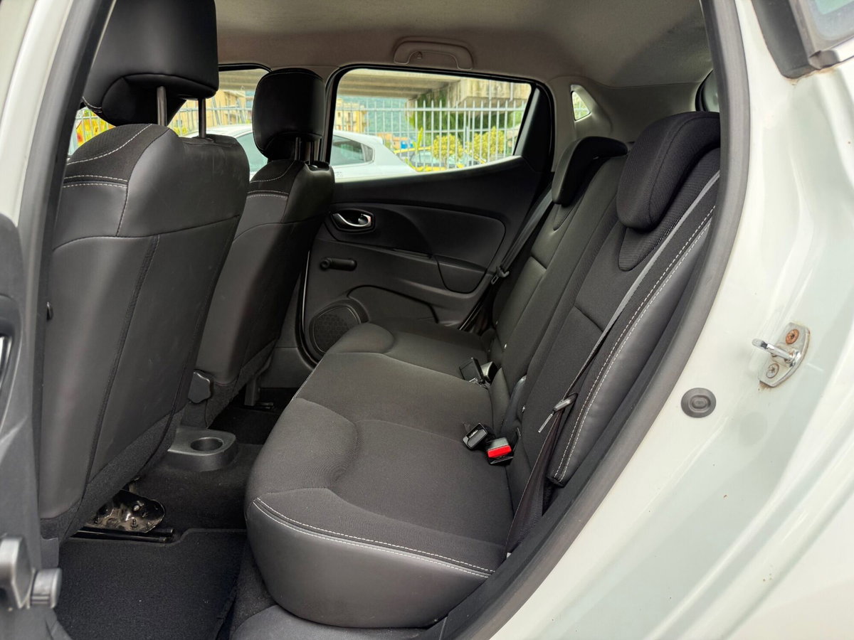 Renault Clio 1.5 dCi 8V 75CV 5 porte Live (11)