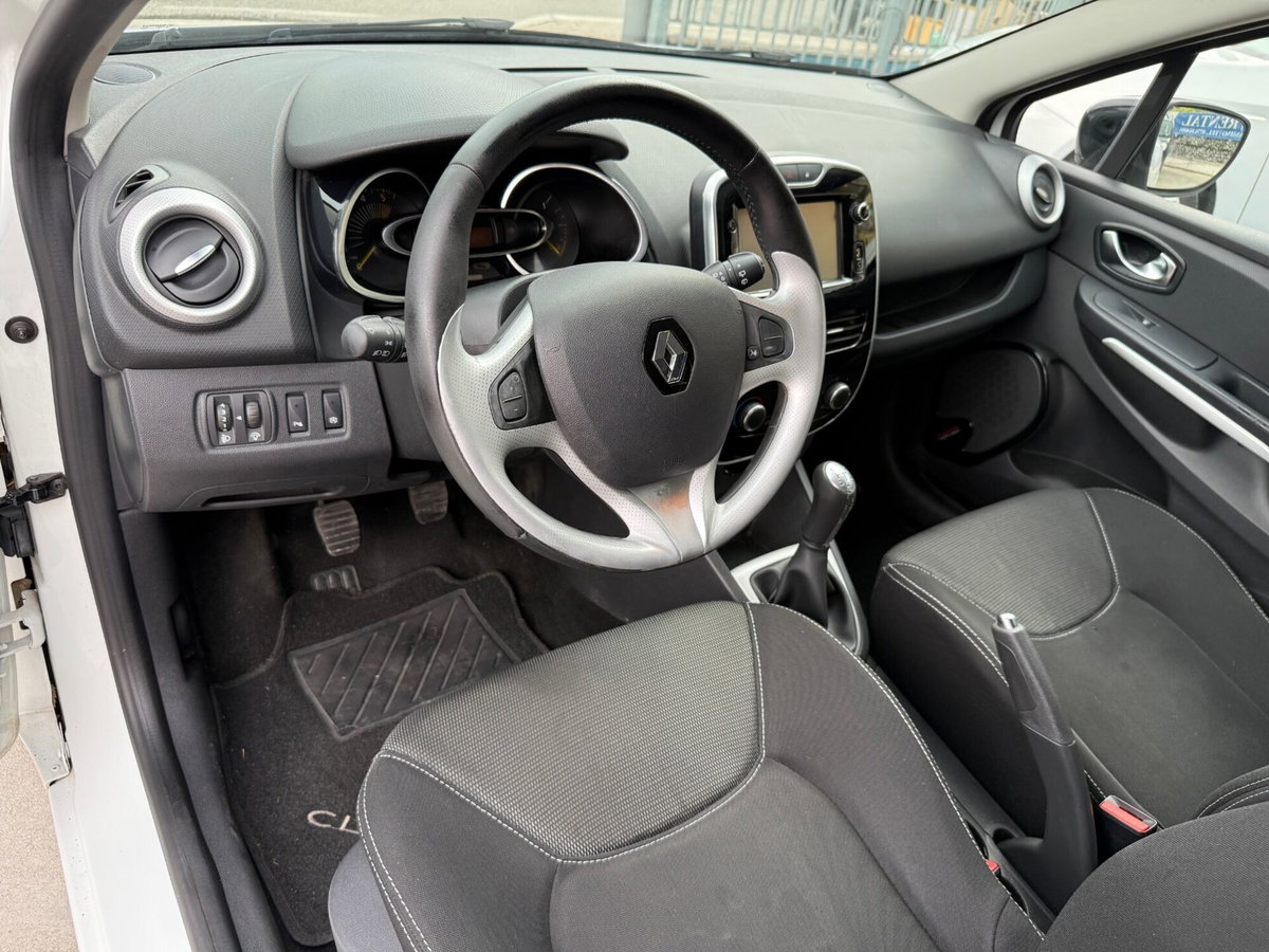 Renault Clio 1.5 dCi 8V 75CV 5 porte Live (9)