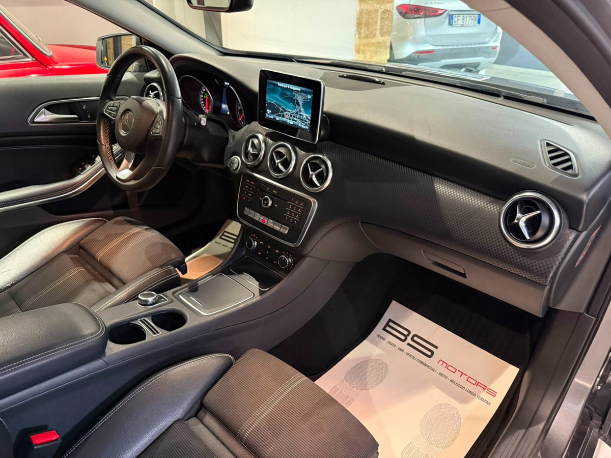Mercedes-Benz Classe A 180 d Automatic Premium (13)