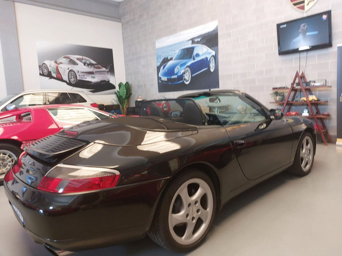 Porsche 911 Cabrio Carrera 4 cat
