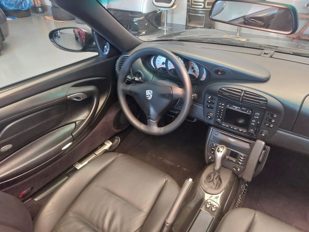 Porsche 911 Cabrio Carrera 4 cat (15)