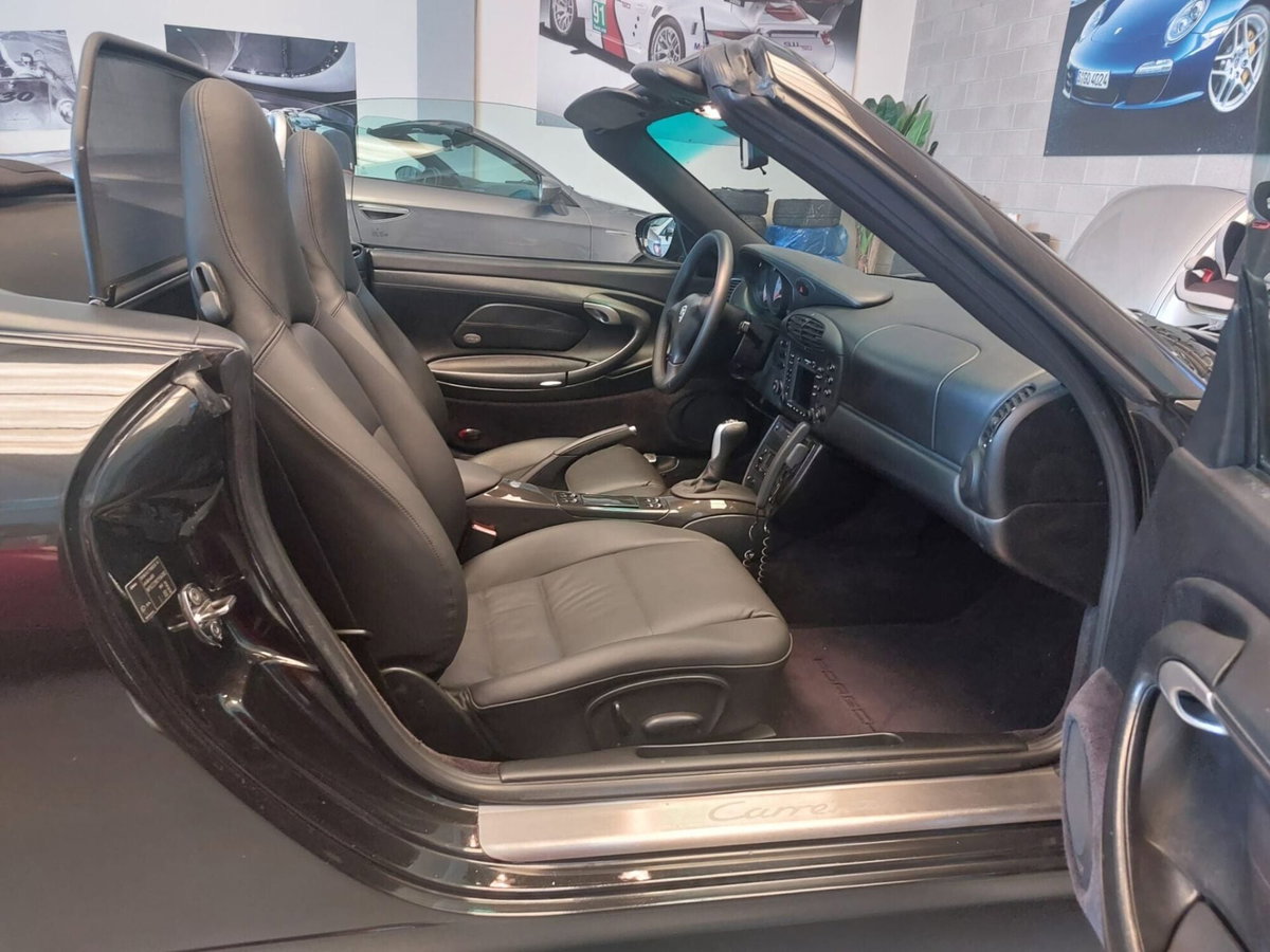 Porsche 911 Cabrio Carrera 4 cat (18)