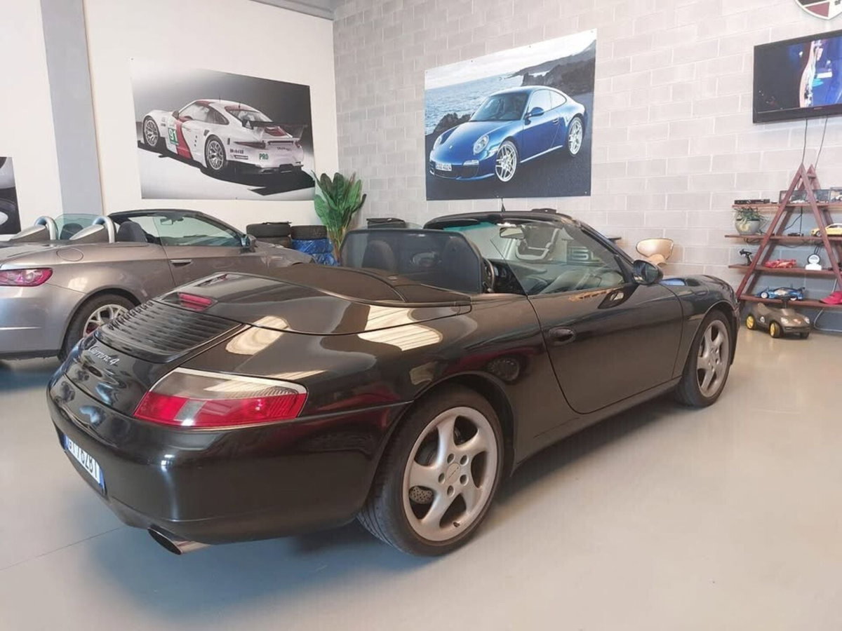 Porsche 911 Cabrio Carrera 4 cat (3)