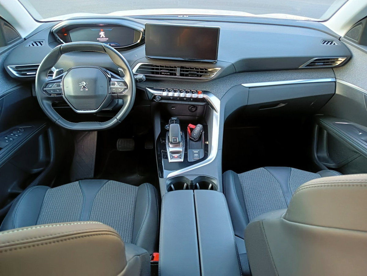 Peugeot 3008 BlueHDi 130 S&S EAT8 Allure Pack (11)