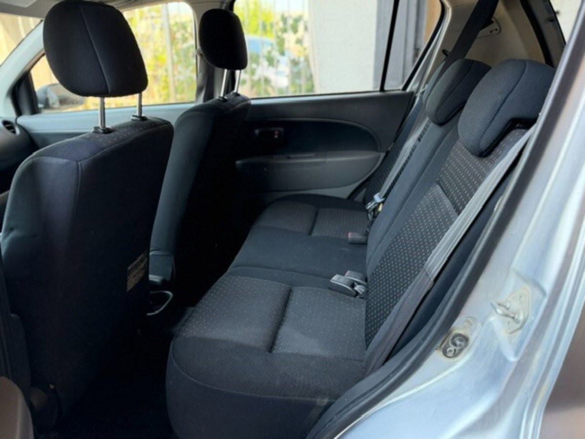 Daihatsu Sirion 1.0 Hiro Green Powered (12)