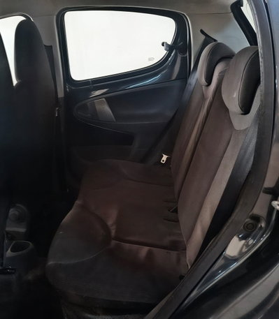 Peugeot 107 HDi 5p. Sweet Years (13)