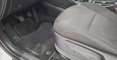 Hyundai Tucson 1.6 crdi 48V Xline 2wd imt (14)