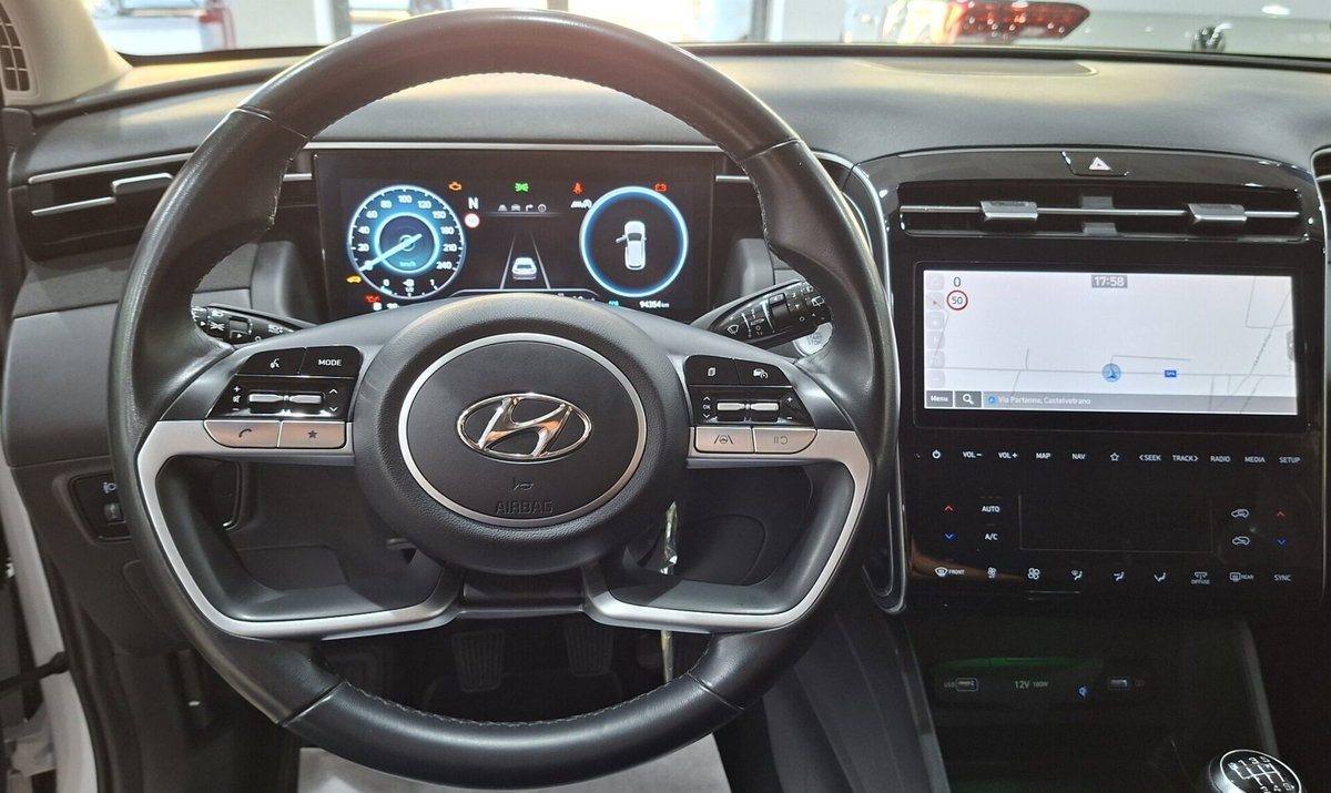 Hyundai Tucson 1.6 crdi 48V Xline 2wd imt (20)