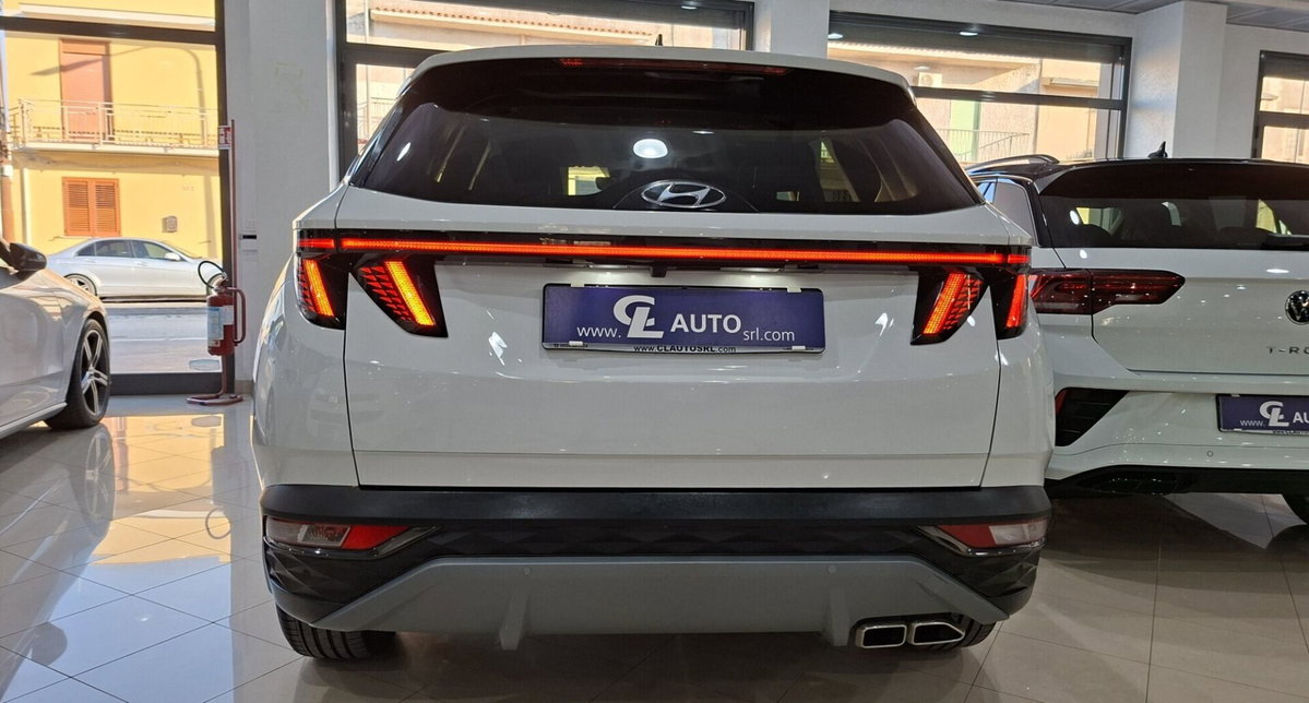 Hyundai Tucson 1.6 crdi 48V Xline 2wd imt (4)
