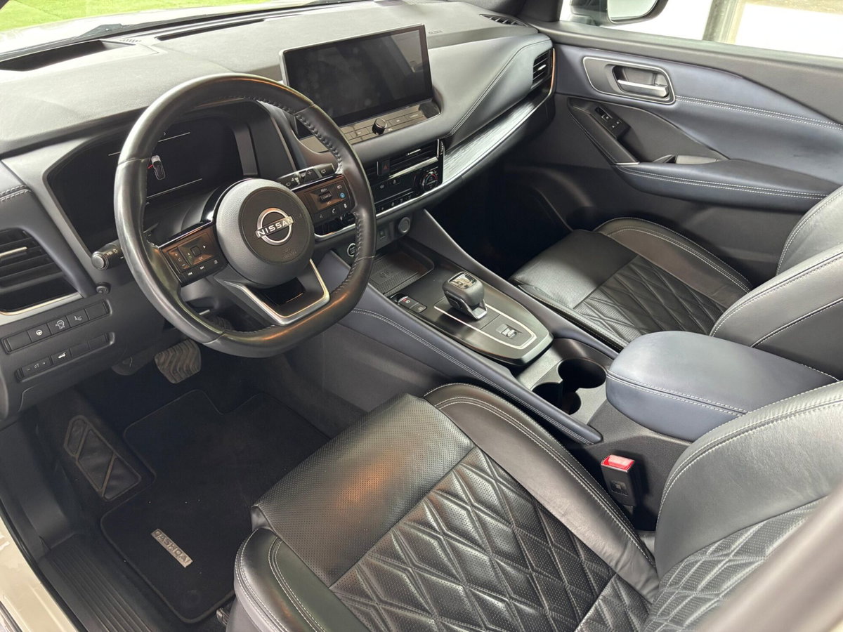 Nissan Qashqai 1.3 mhev Tekna 4wd 158cv xtronic (10)