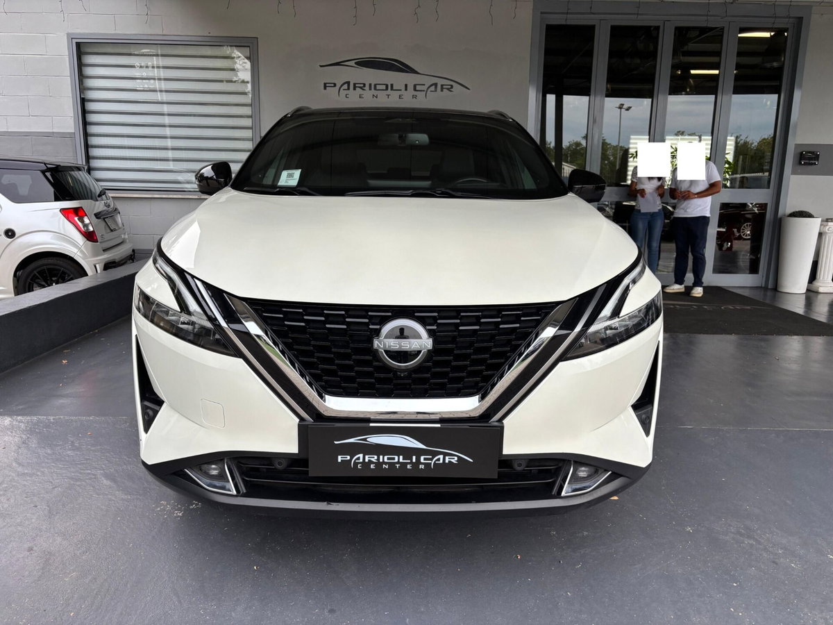 Nissan Qashqai 1.3 mhev Tekna 4wd 158cv xtronic (2)