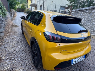 Peugeot 208 PureTech 100 Stop&Start 5 porte GT (7)