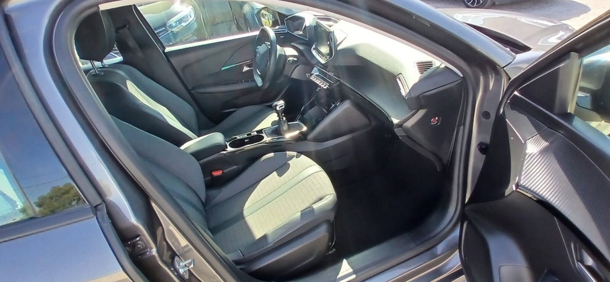 Peugeot 208 BlueHDi 100 Stop&Start 5 porte Allure (19)